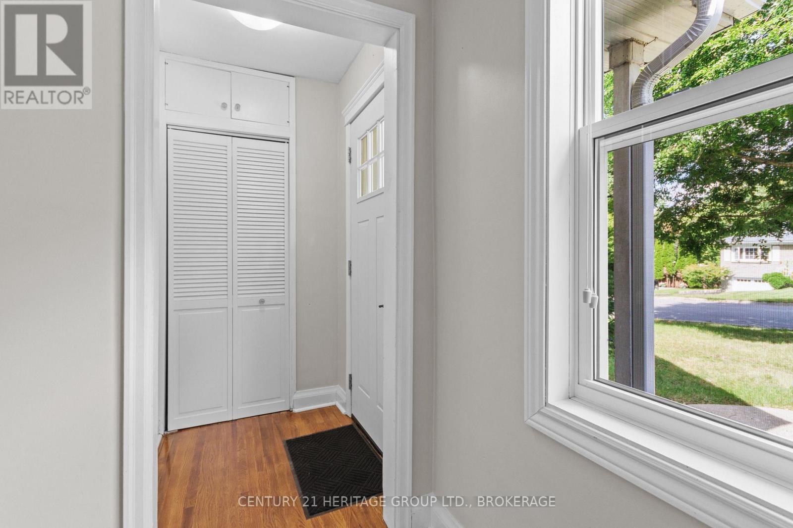 306 GLENGARRY ROAD - 4