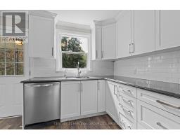 306 Glengarry Road, Kingston, ON K7M3J9 Photo 12