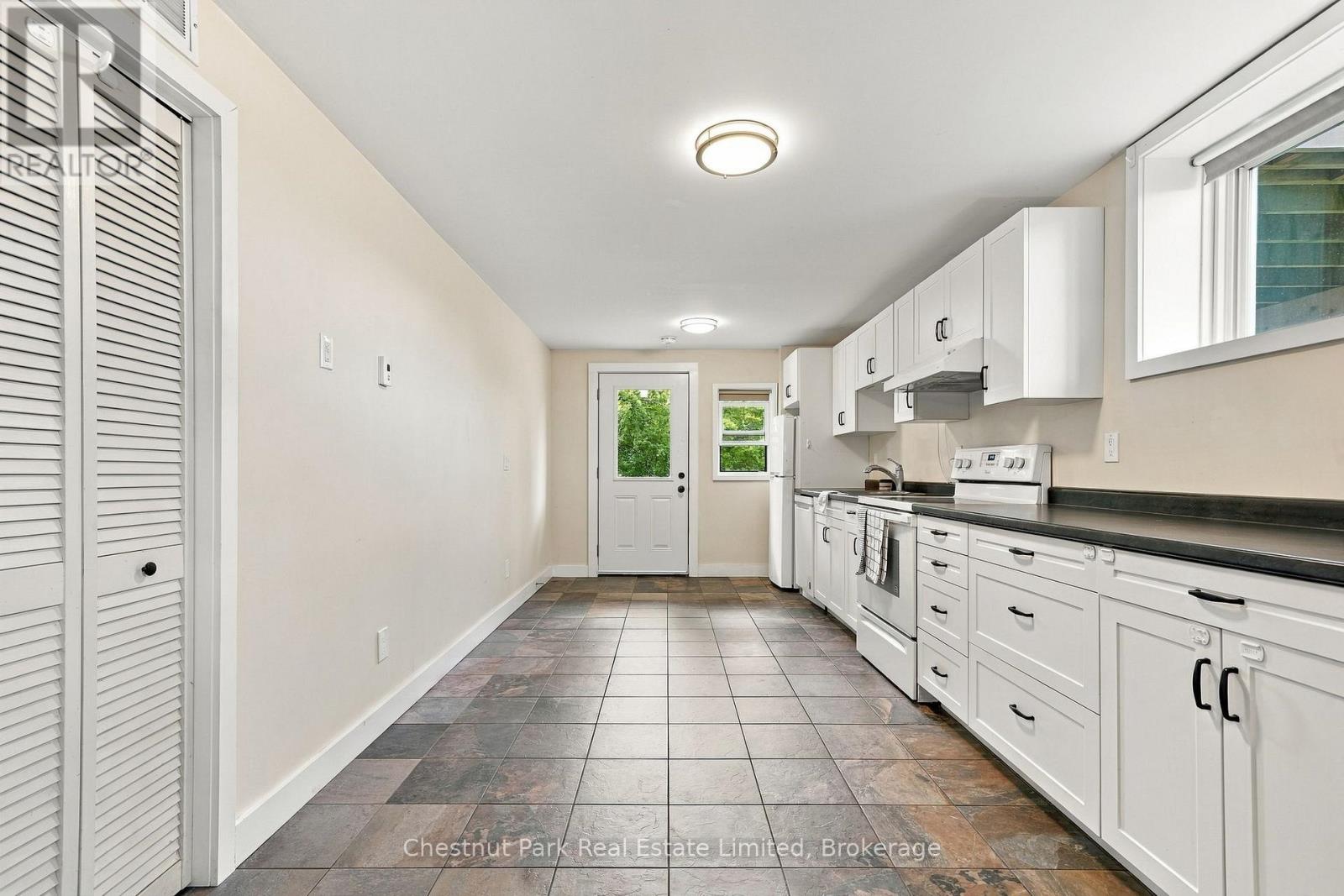 36 GUN CLUB ROAD - Image 38