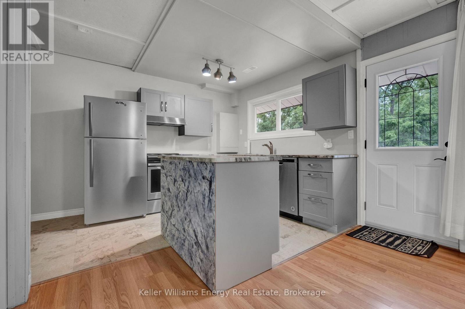 110 INDIAN ROAD - 12