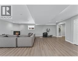727 Alpenrose, Windsor, ON N9G2X7 Photo 18