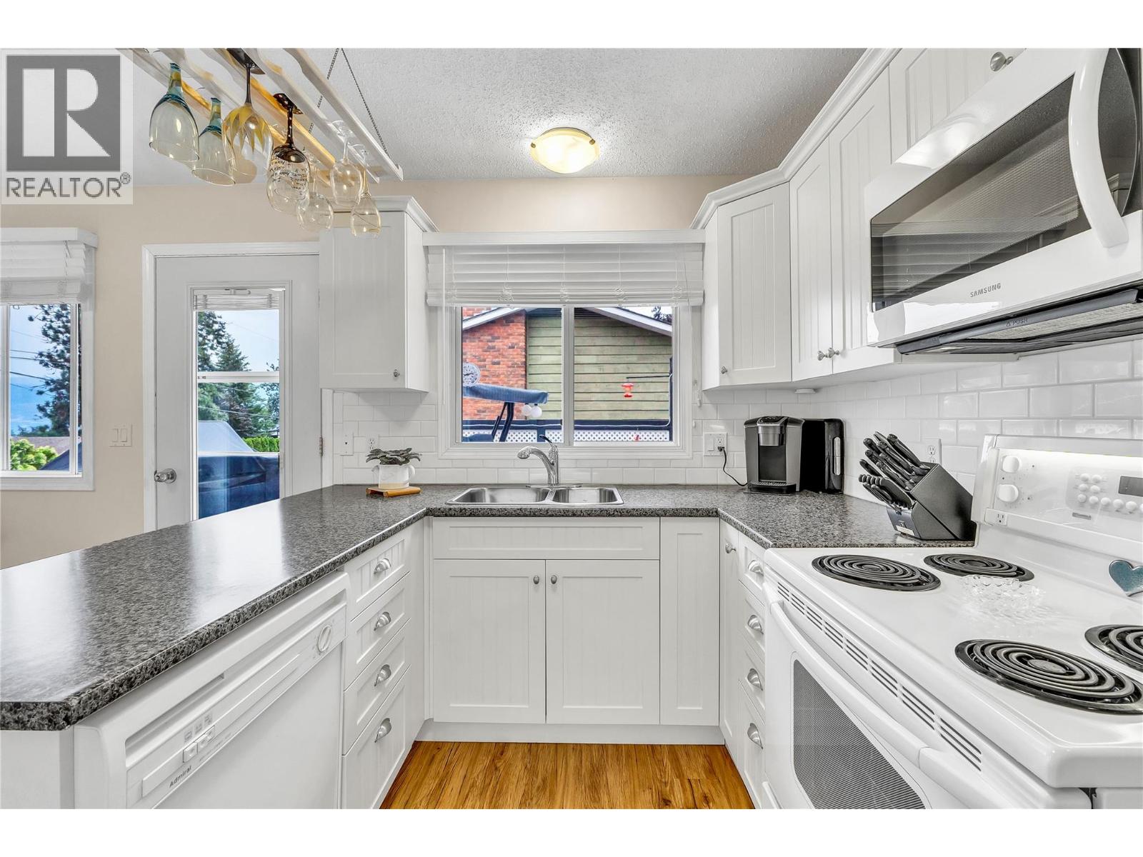 2887 Aberdeen Road - 2