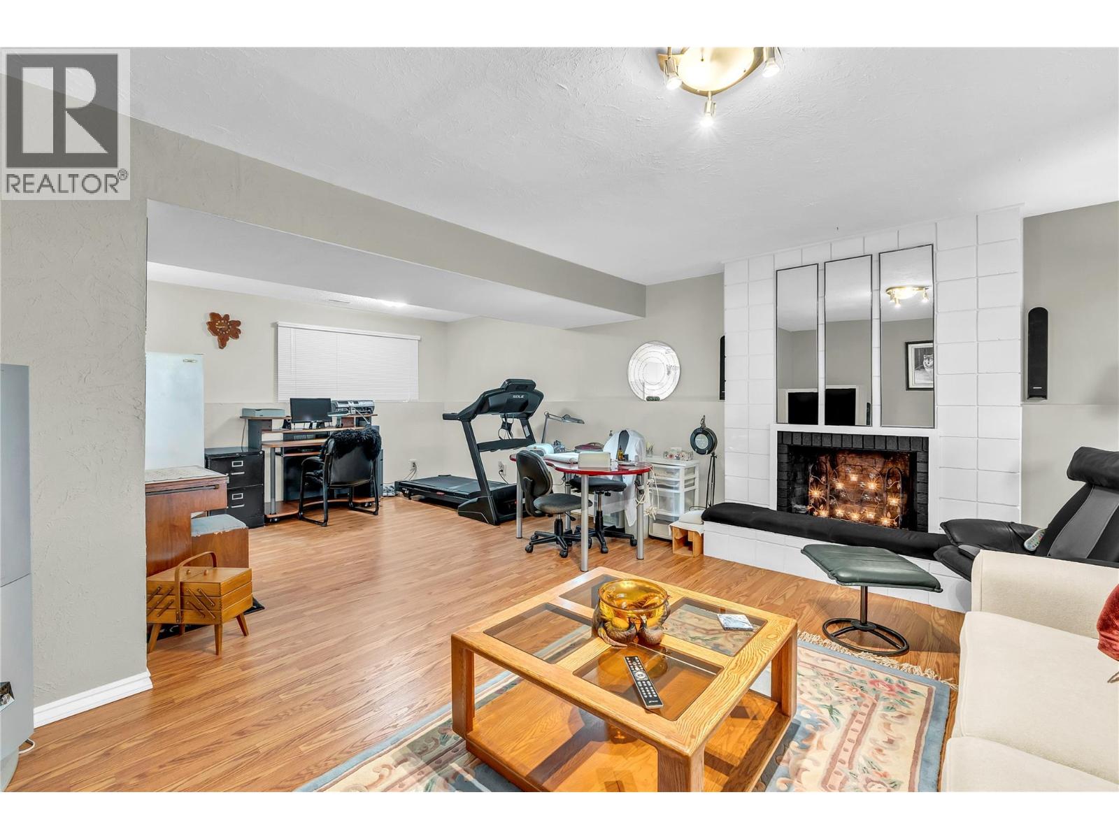 2887 Aberdeen Road - 22