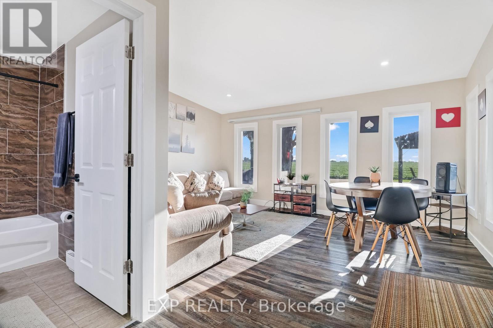 6210 CORDUROY ROAD W photo 23
