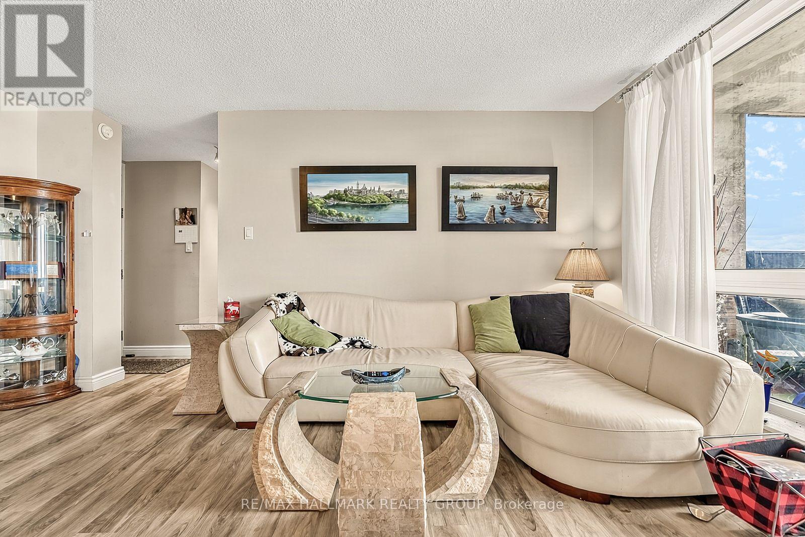 #705 2000 JASMINE CRESCENT - Image 12