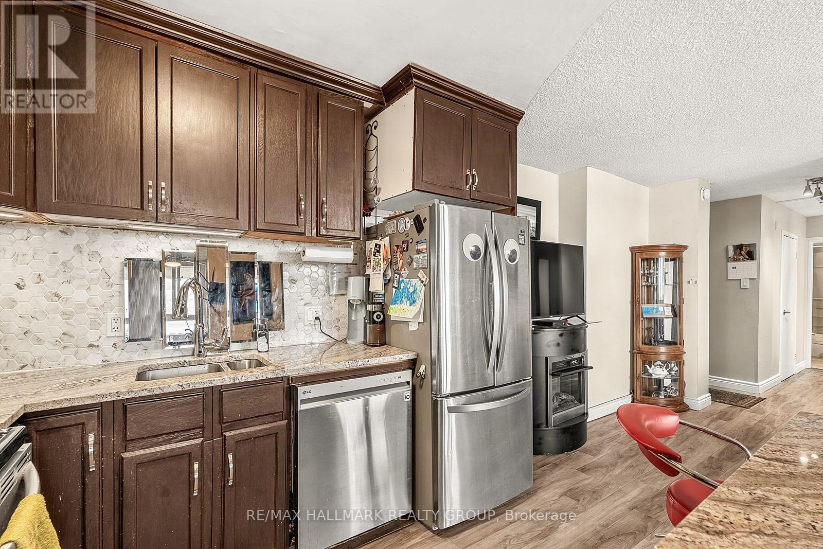 #705 2000 JASMINE CRESCENT - Image 20