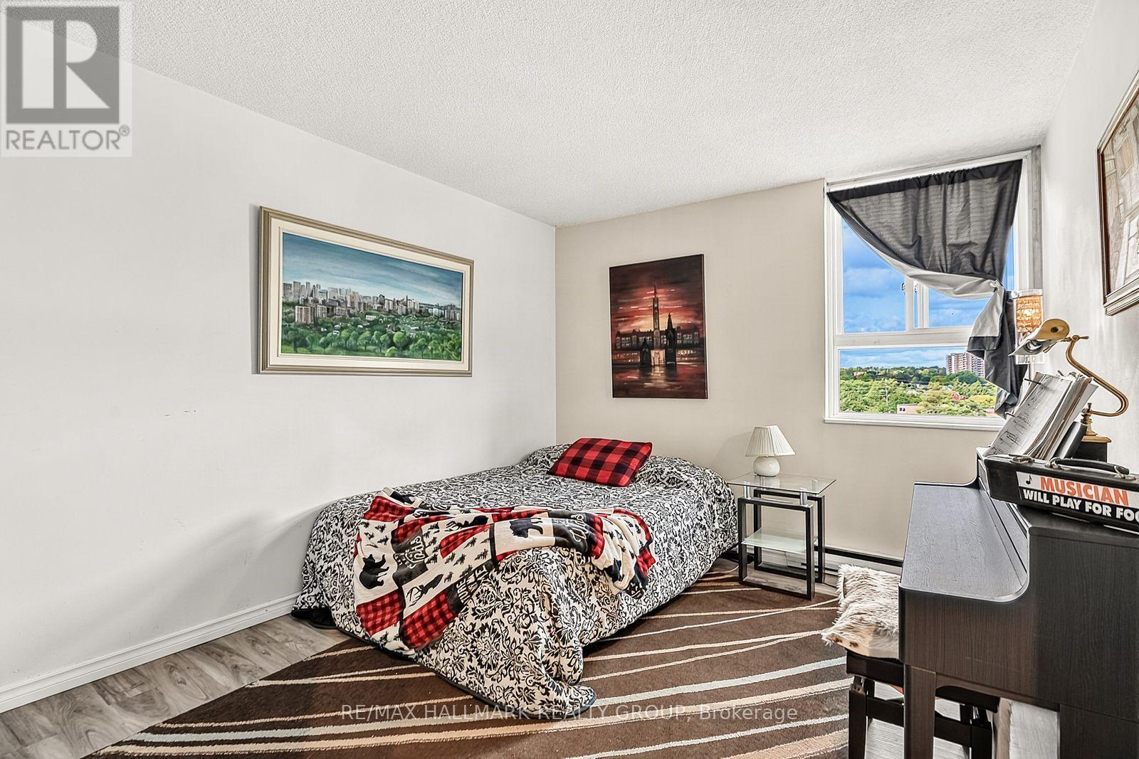 #705 2000 JASMINE CRESCENT - Image 32