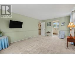 Bedroom 2 - 41 Denewood Crescent, Ottawa, ON K2E7G4 Photo 18