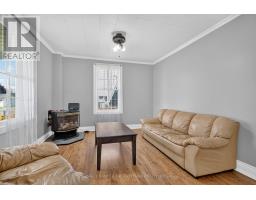 9 Maud Street, South Dundas, ON K0C1X0 Photo 11