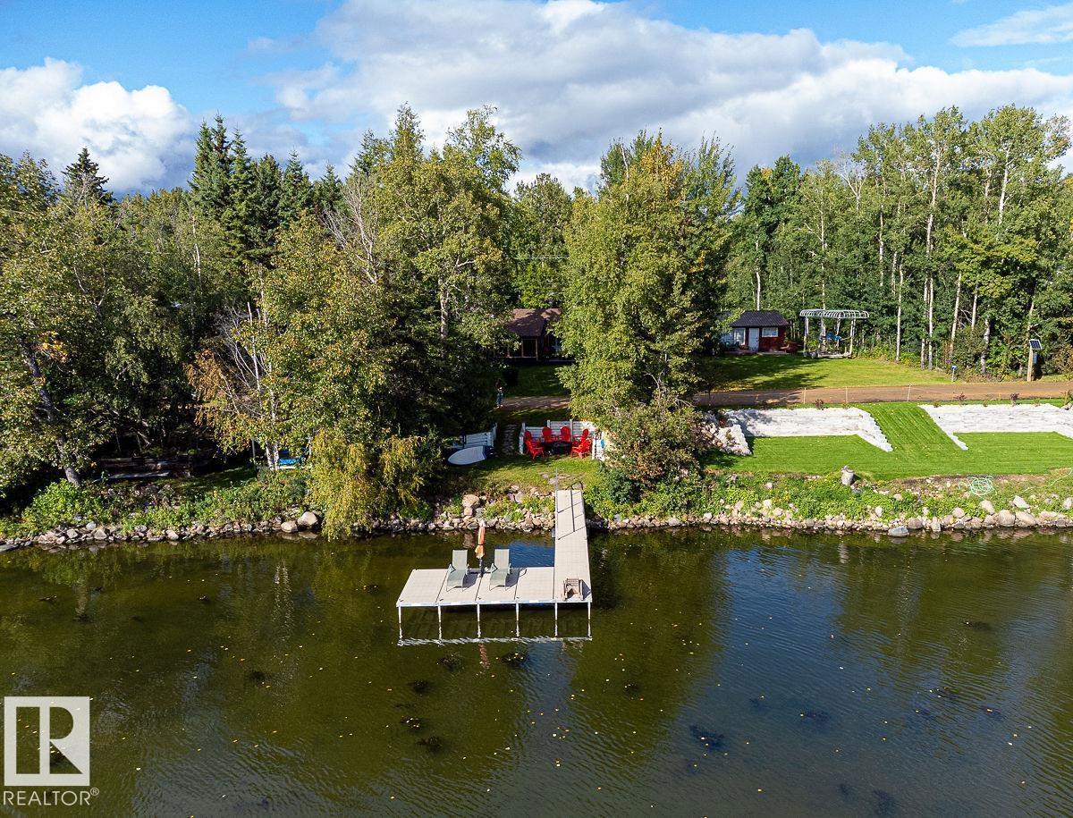 11 Lakeshore DR - 23