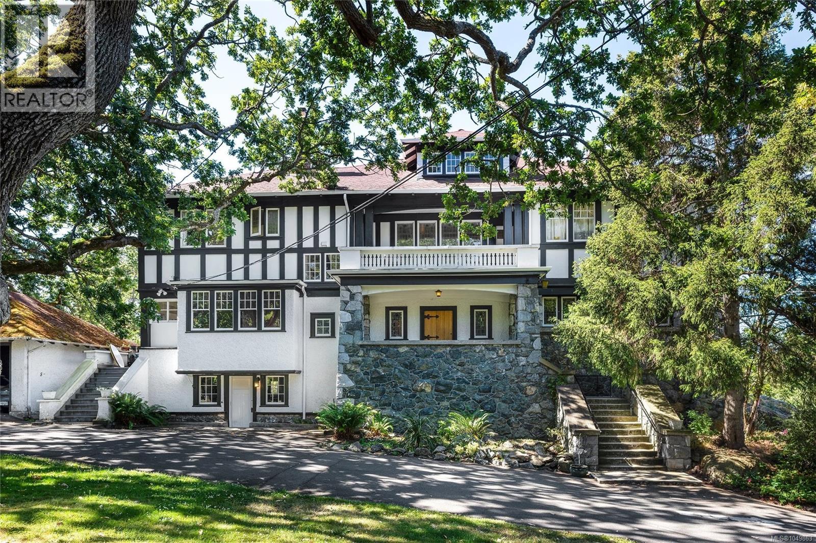 515 Foul Bay Rd