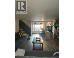 Living room - 583 Pigeon Beach, Harrow, ON N0R1G0 Photo 6