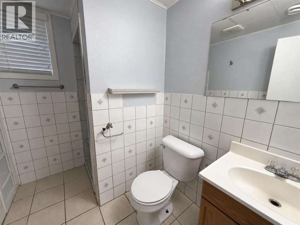 824 5 Street S - Image 12