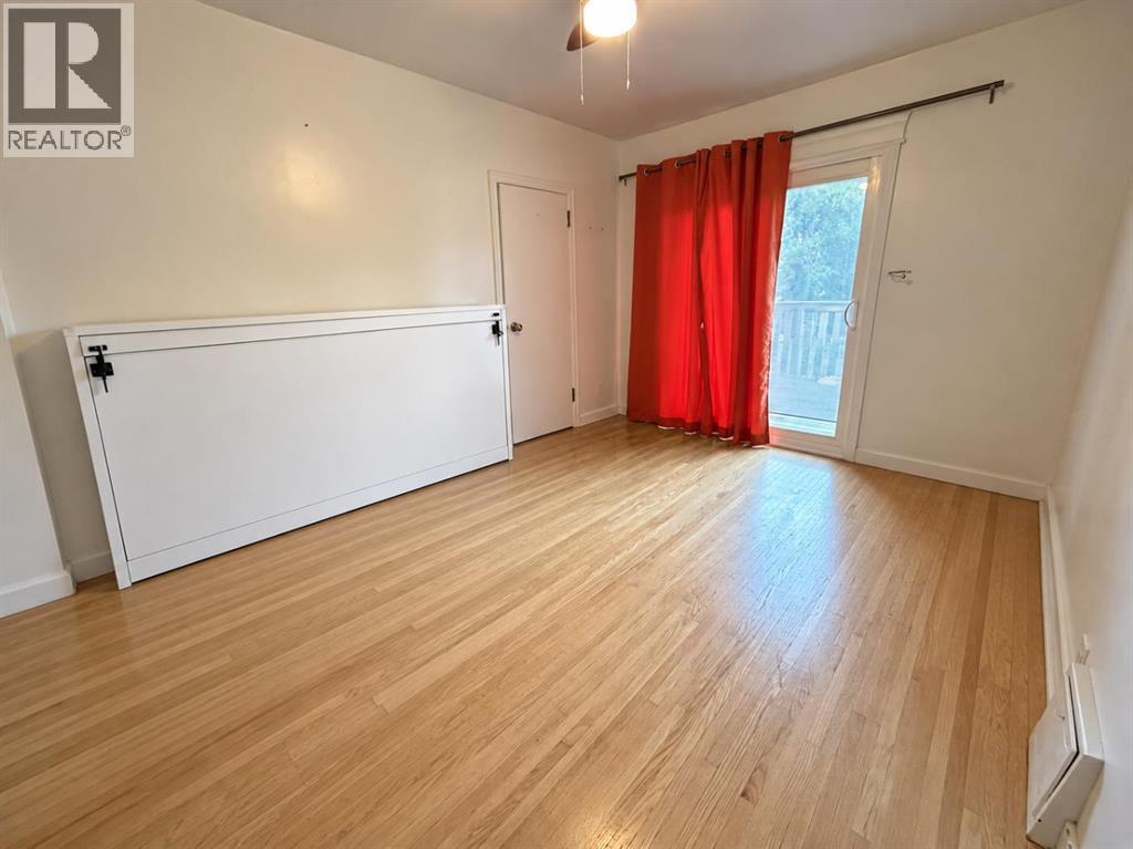 824 5 Street S - 7