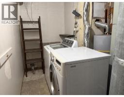 824 5 Street S, Lethbridge, AB T1J2C6 Photo 9