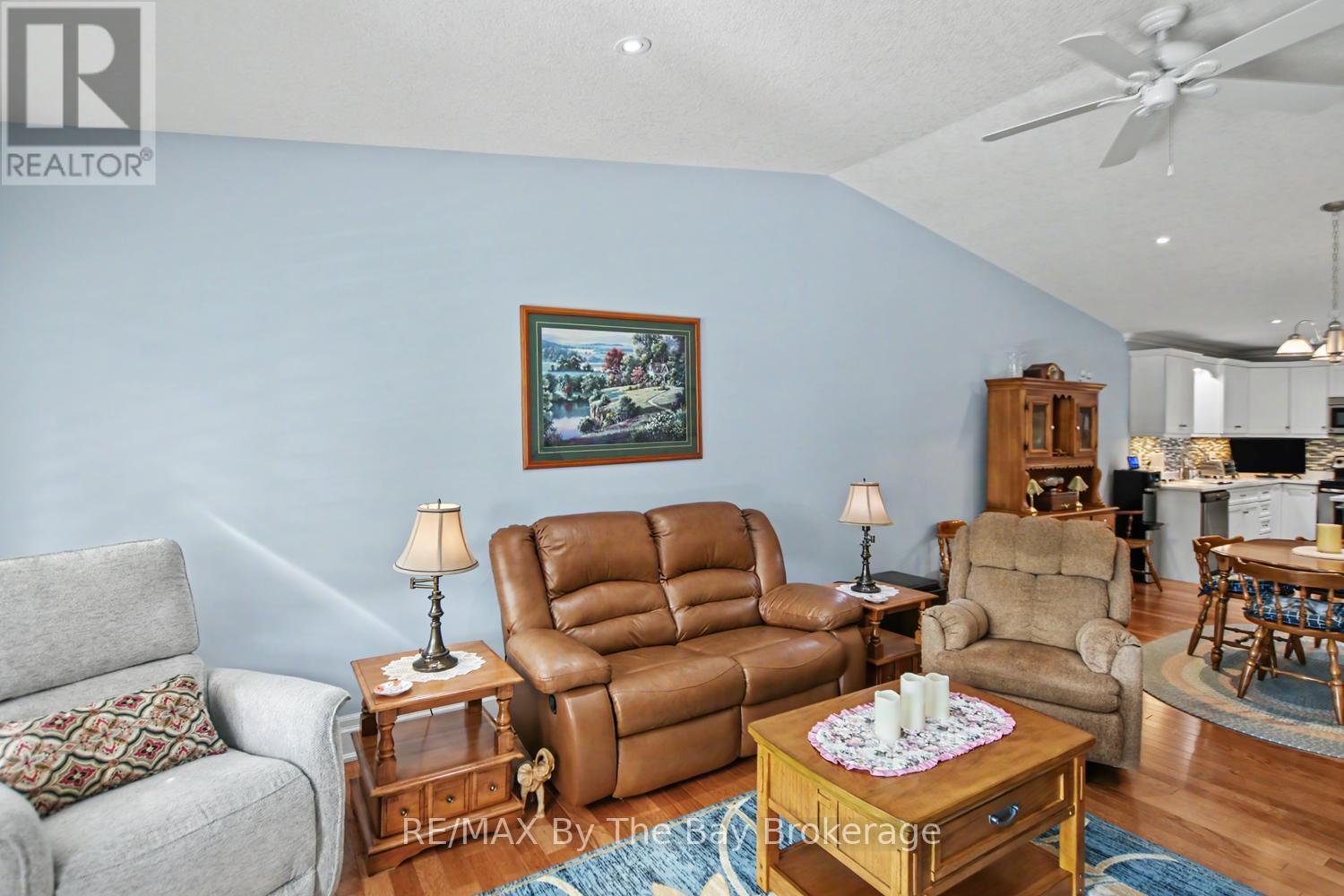 131 Greenway Drive, Wasaga Beach photo 21