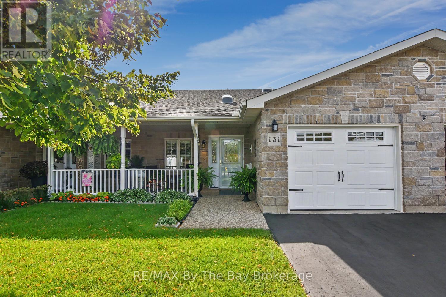 131 Greenway Drive, Wasaga Beach, Ontario, L9Z0E6, Wasaga Beach, Ontario — photo 3 of 5