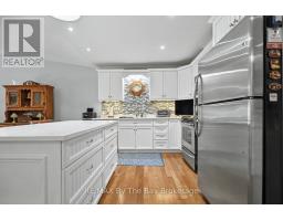 131 Greenway Drive, Wasaga Beach, ON L9Z0E6 Photo 11