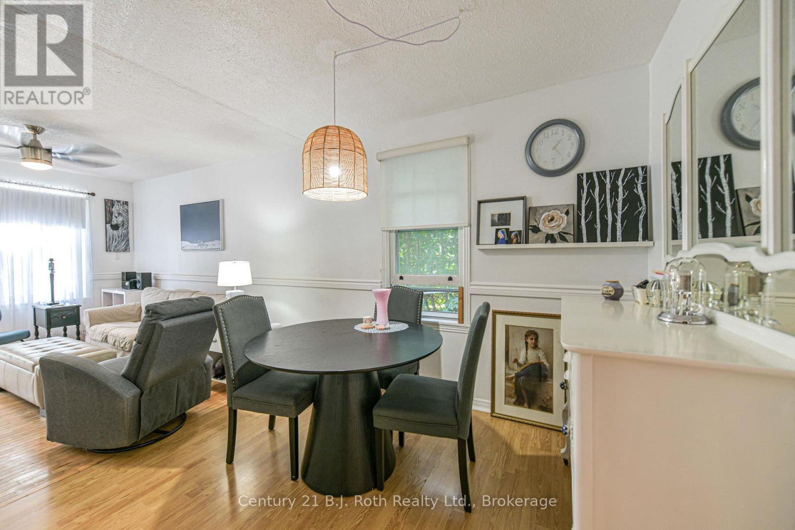 8 DUNN AVENUE - Image 35