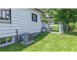 Bathroom - 8 Dunn Avenue, Orillia, ON L3V2N9 Photo 6
