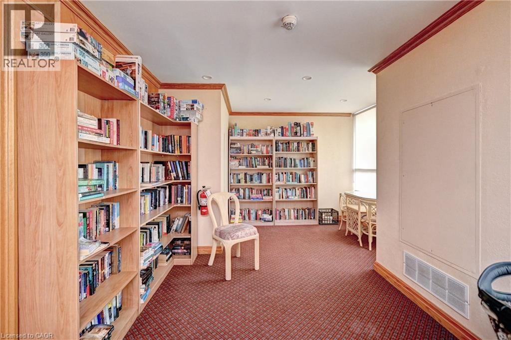 #305 30 BLUE SPRINGS Drive - 36