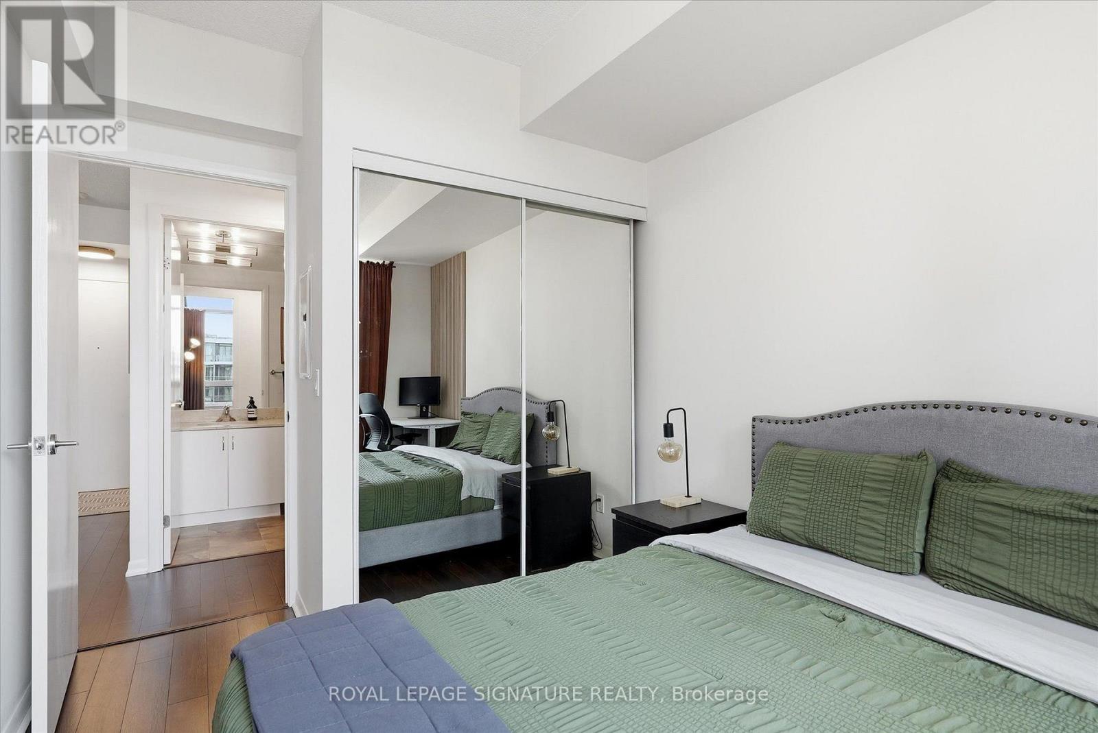 #711 215 FORT YORK BOULEVARD - 20