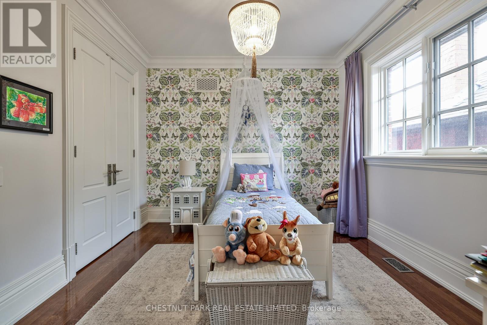 19 WHITEHALL ROAD - 25