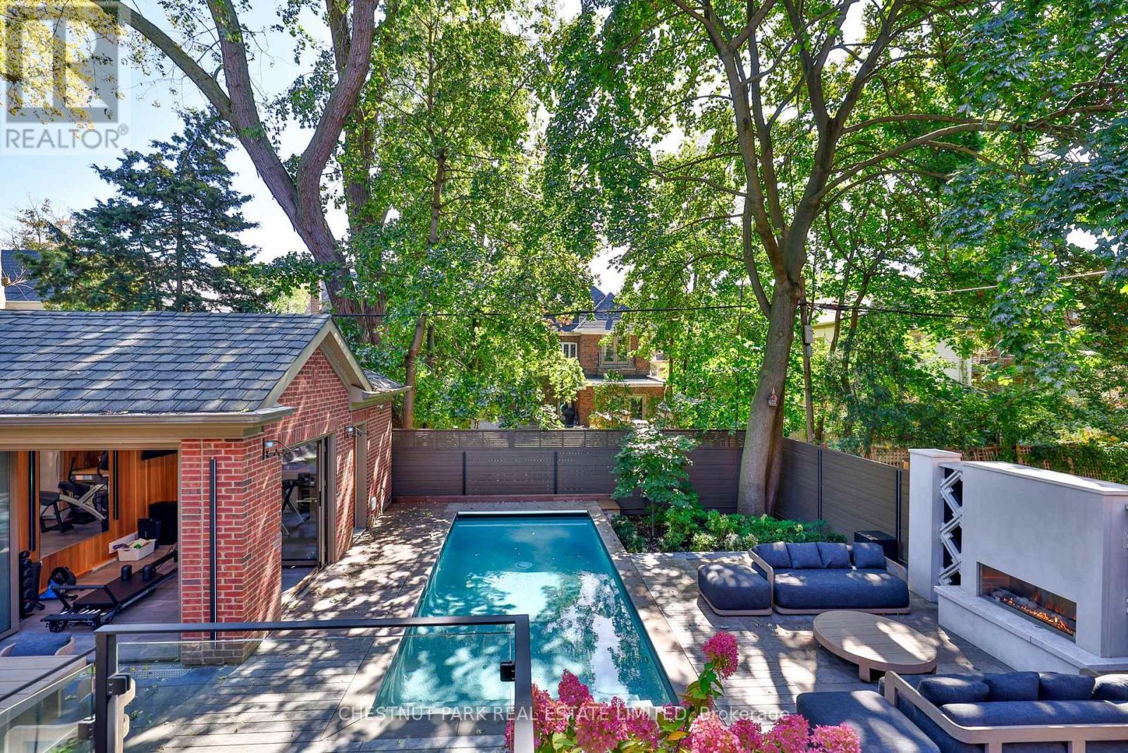 19 WHITEHALL ROAD - 39