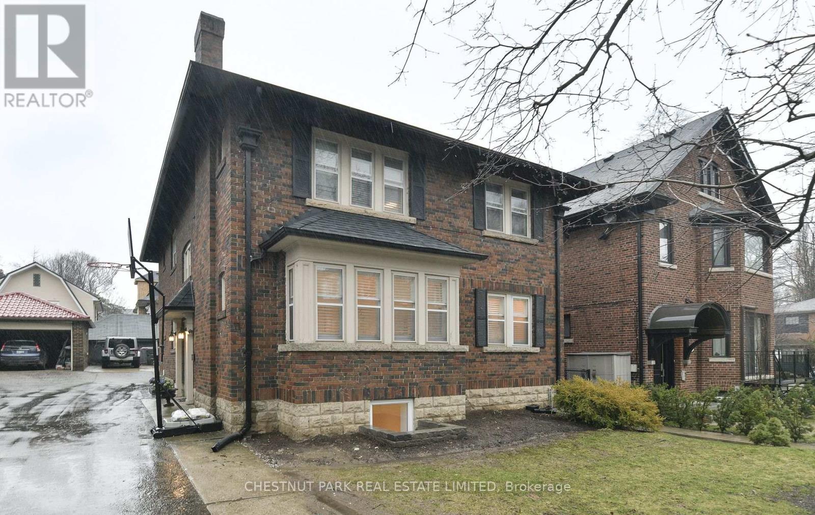 Photo of 11 Rose Park Crescent