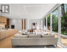 15 Aldershot Crescent, Toronto, ON M2P1L7 Photo 20