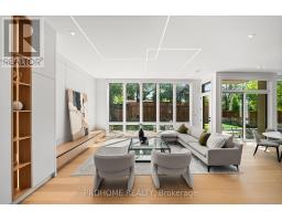 15 Aldershot Crescent, Toronto, ON M2P1L7 Photo 23