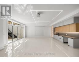15 Aldershot Crescent, Toronto, ON M2P1L7 Photo 35