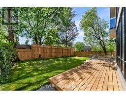 15 Aldershot Crescent, Toronto, ON M2P1L7 Photo 46