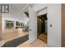 Family room - 15 Aldershot Crescent, Toronto, ON M2P1L7 Photo 7