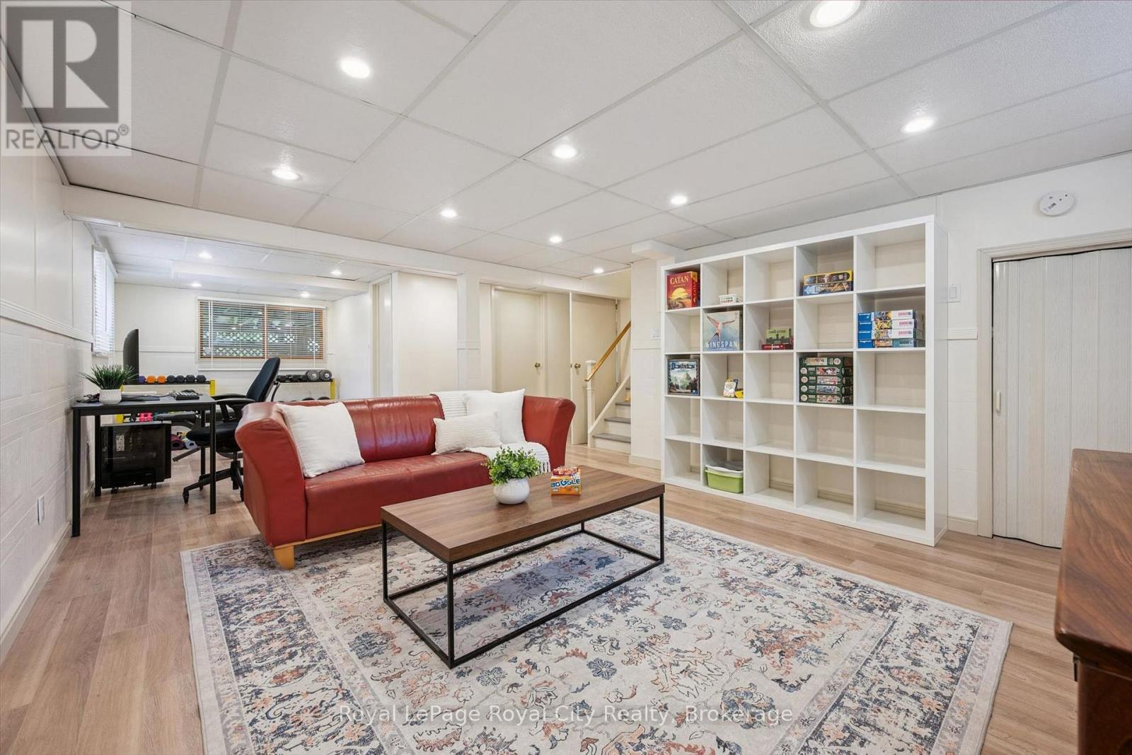 32 THORNHILL DRIVE - Image 24