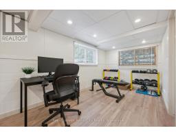 32 Thornhill Drive, Guelph, ON N1H8B6 Photo 25