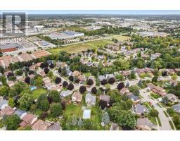 32 Thornhill Drive, Guelph, ON N1H8B6 Photo 41