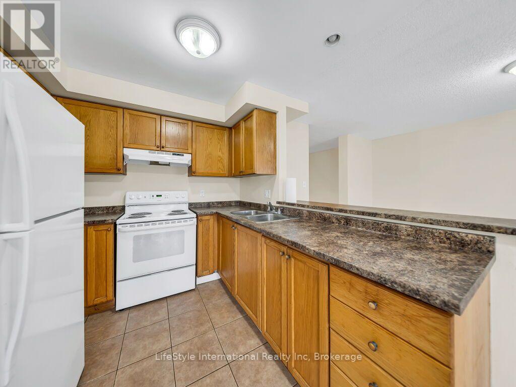 529 VICTORIA ROAD N - 10