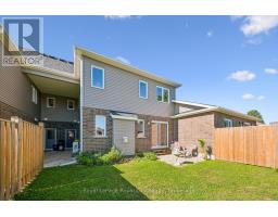 140 Halls Drive, Centre Wellington, ON N0B1S0 Photo 38
