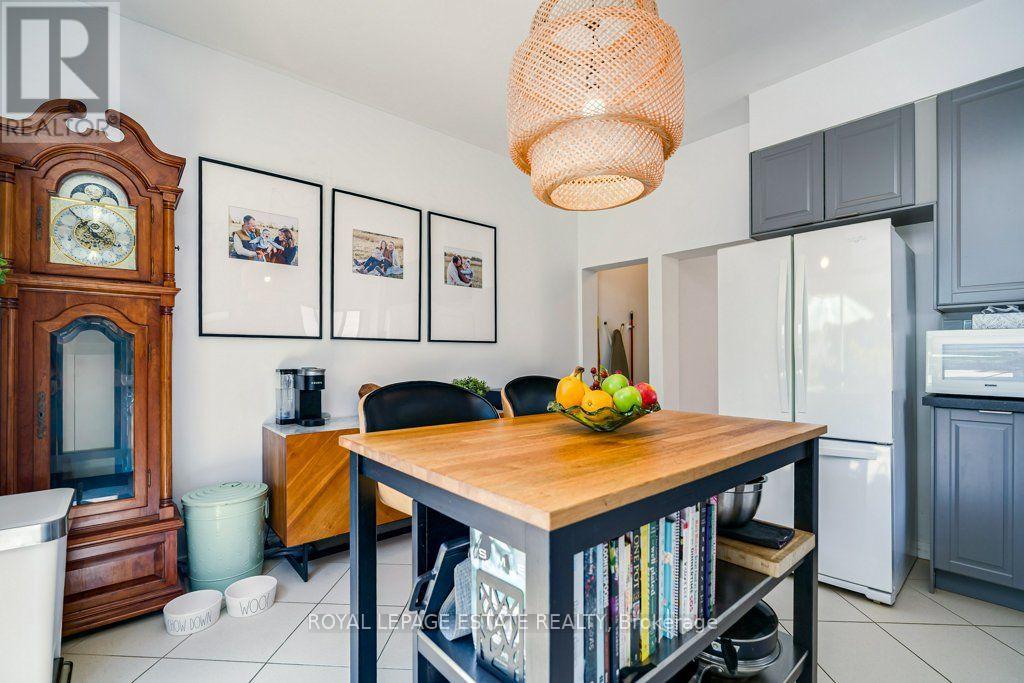 82 AUGUST AVENUE - 11