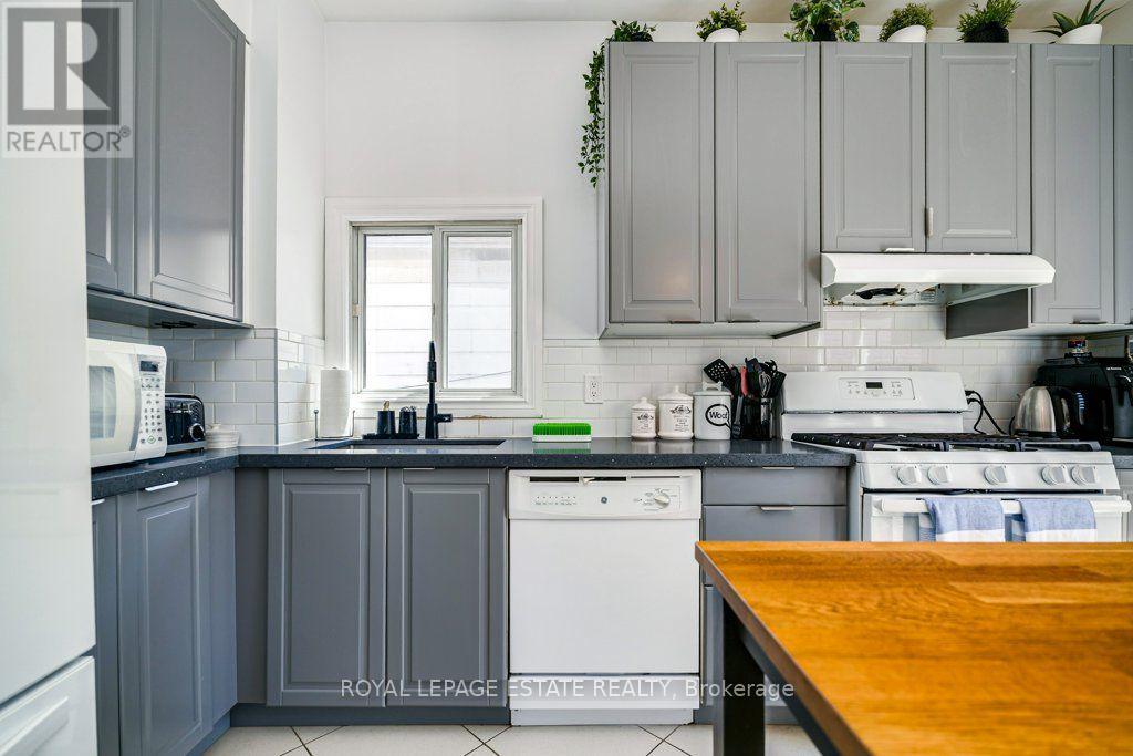 82 AUGUST AVENUE - 12