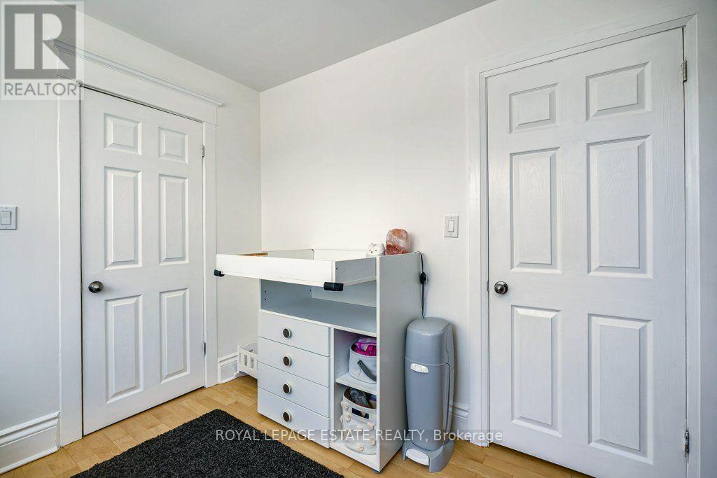 82 AUGUST AVENUE - 23