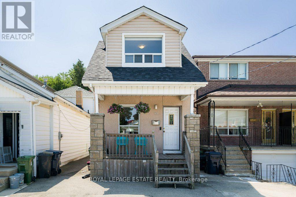 82 AUGUST AVENUE - 30