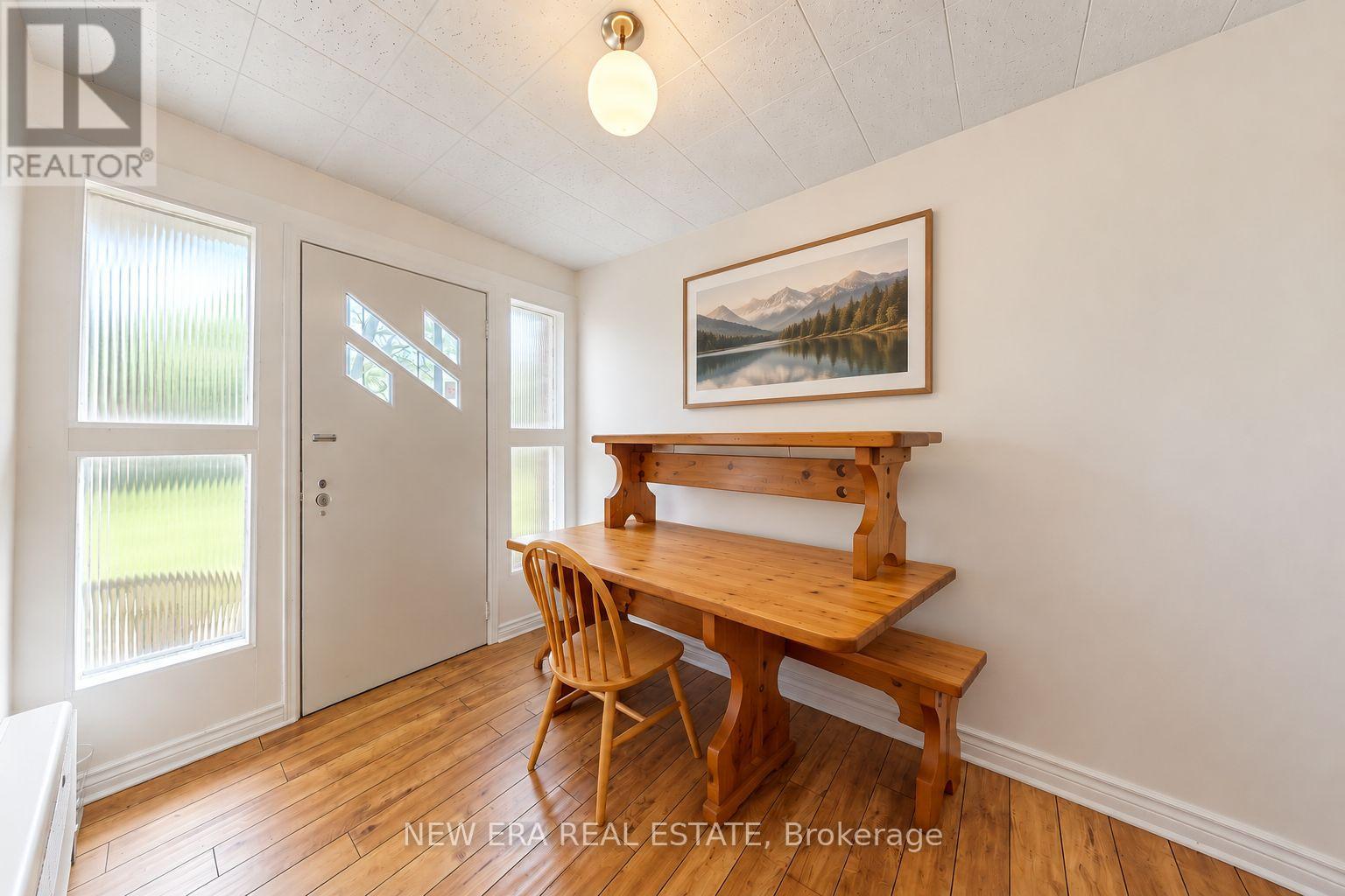28 THOMAS AVENUE - 10