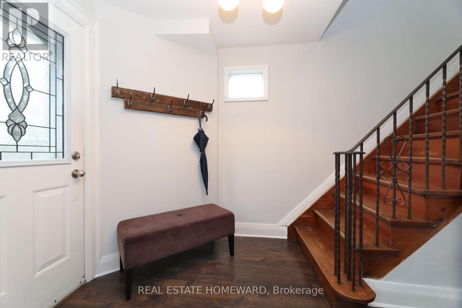 1 PINEGROVE AVENUE - 2