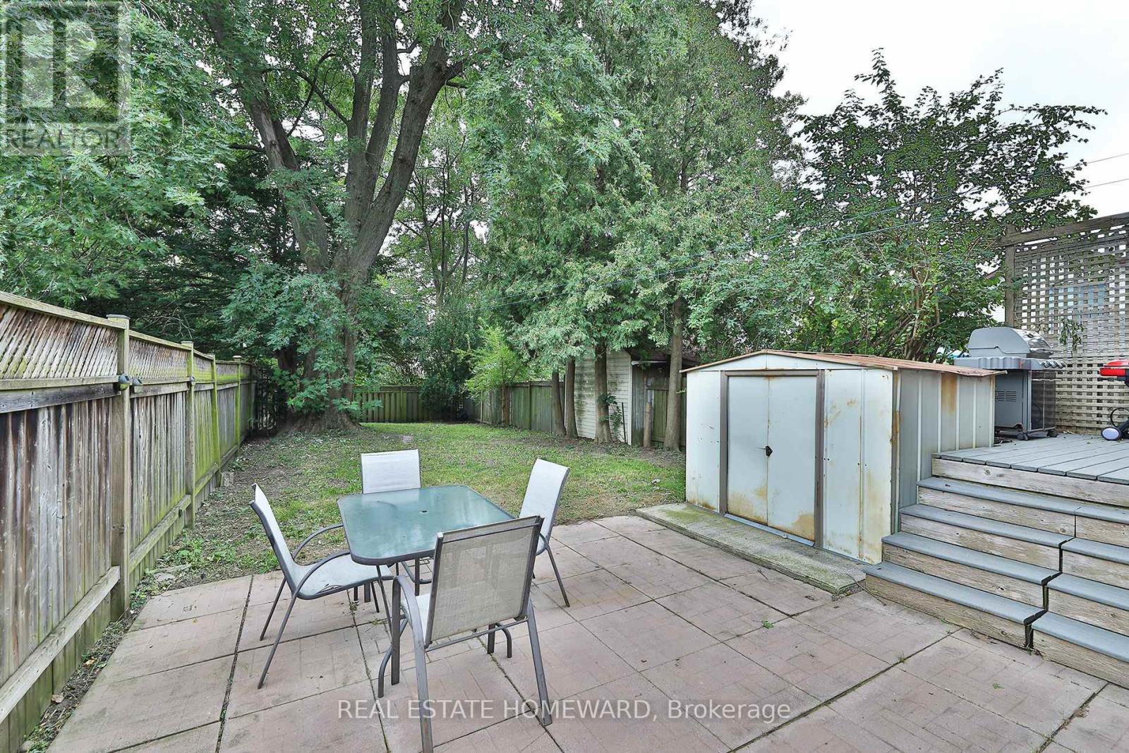 1 PINEGROVE AVENUE - 26