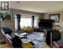 Family room - 121 2 Avenue, Falher, AB T0H1M0 Photo 6