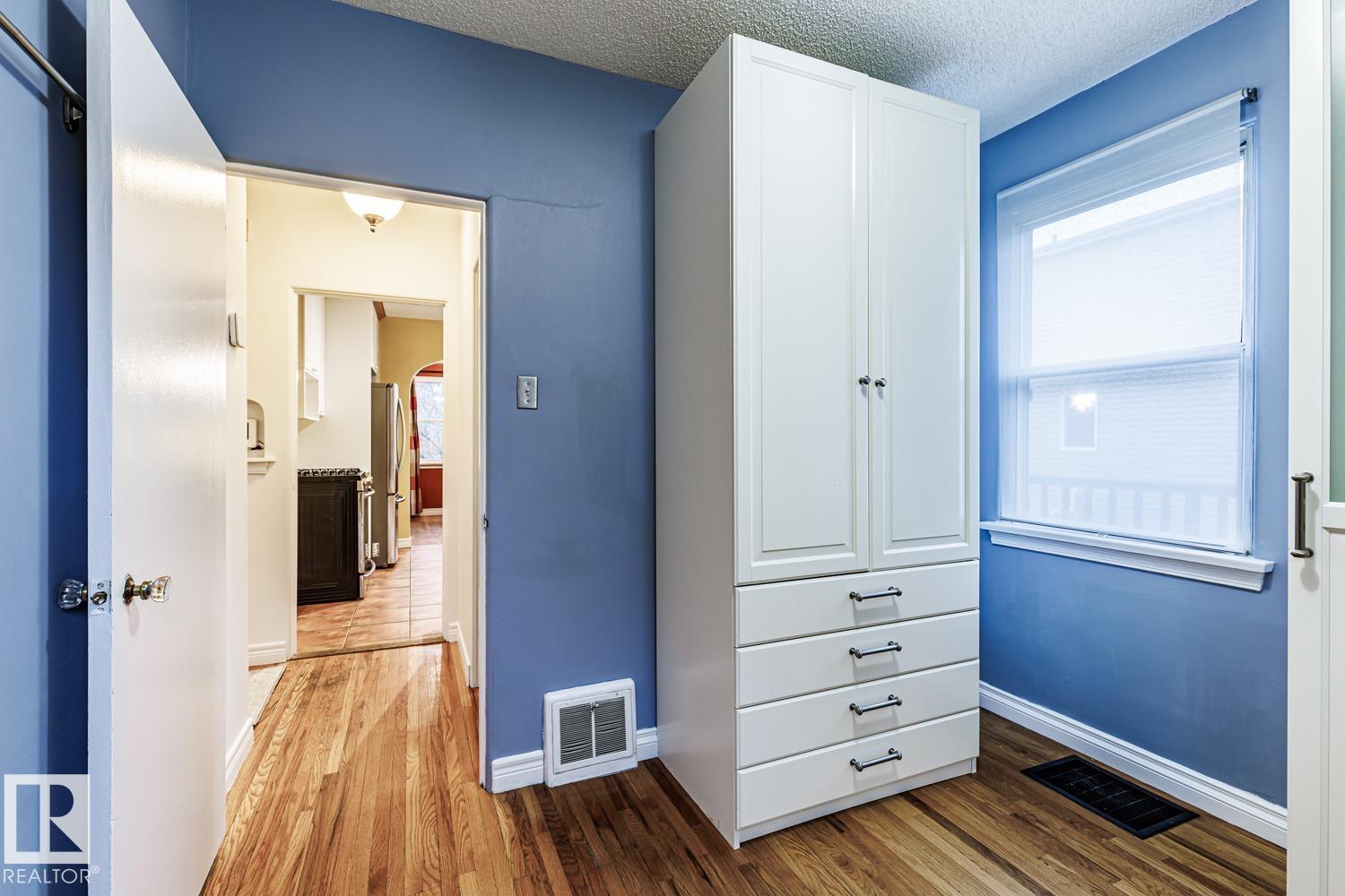 11704 110A AV NW - 28