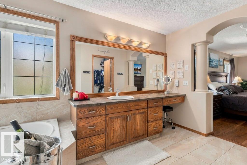 5 Roche PL - Image 35