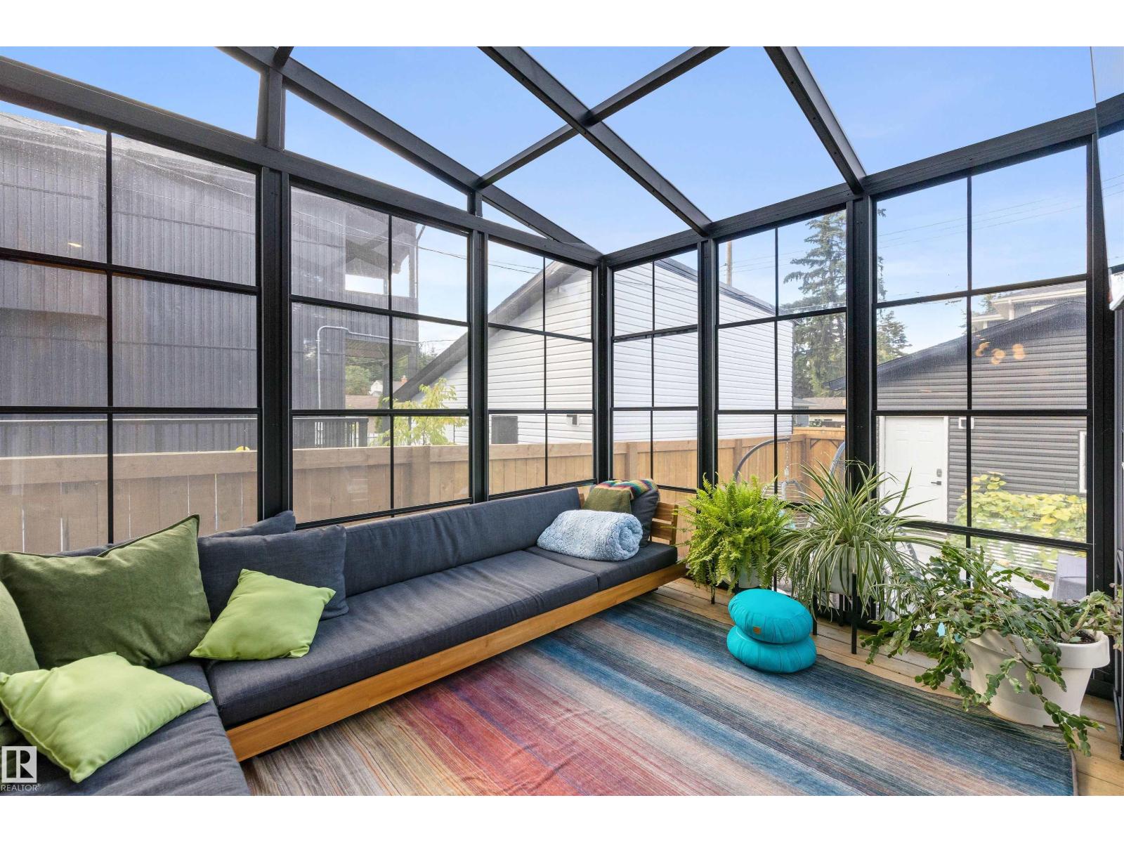 11106 73 AV NW - 12